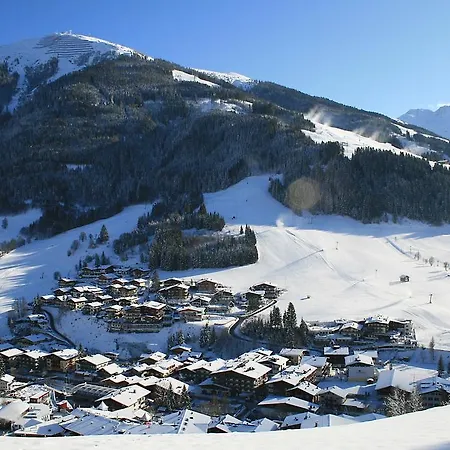 فندق مبيت وإفطار فندق-بنسيون فلورا