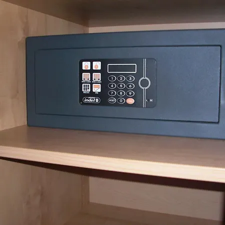 فندق-بنسيون فلورا فندق مبيت وإفطار سالباخ هينترغليم