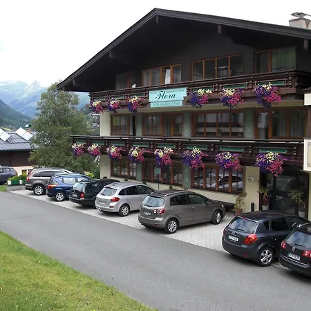 فندق-بنسيون فلورا فندق مبيت وإفطار