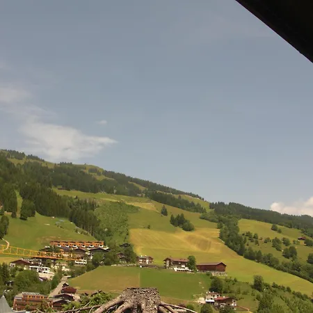 Hotel-pension Flora Bed & Breakfast Saalbach-Hinterglemm