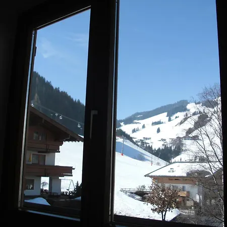 Hotel-pension Flora Bed & Breakfast Saalbach-Hinterglemm
