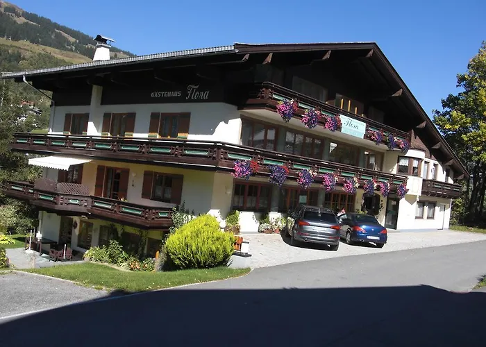 Hotel-pension Flora B&B 3*